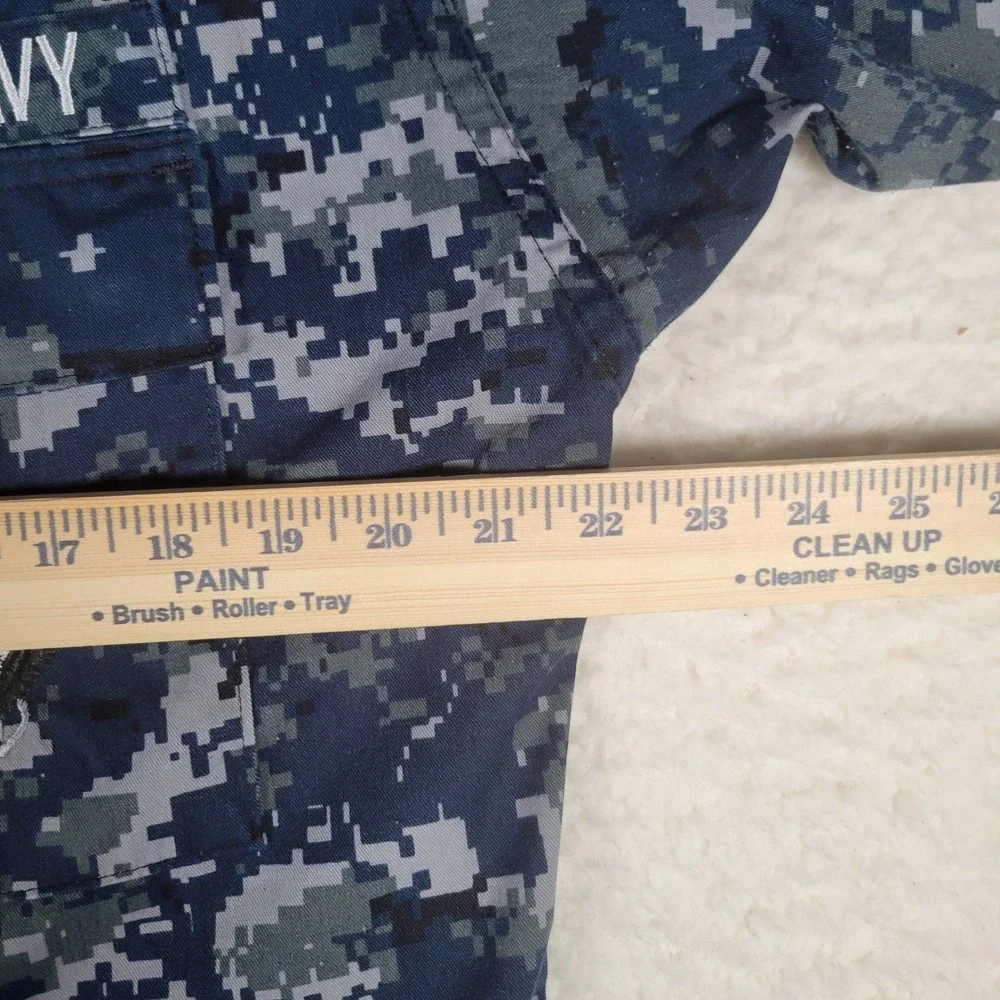 US Navy NWU Type I Mens Small Regular Blue Digital Camo Utility‎ Blouse Jacket